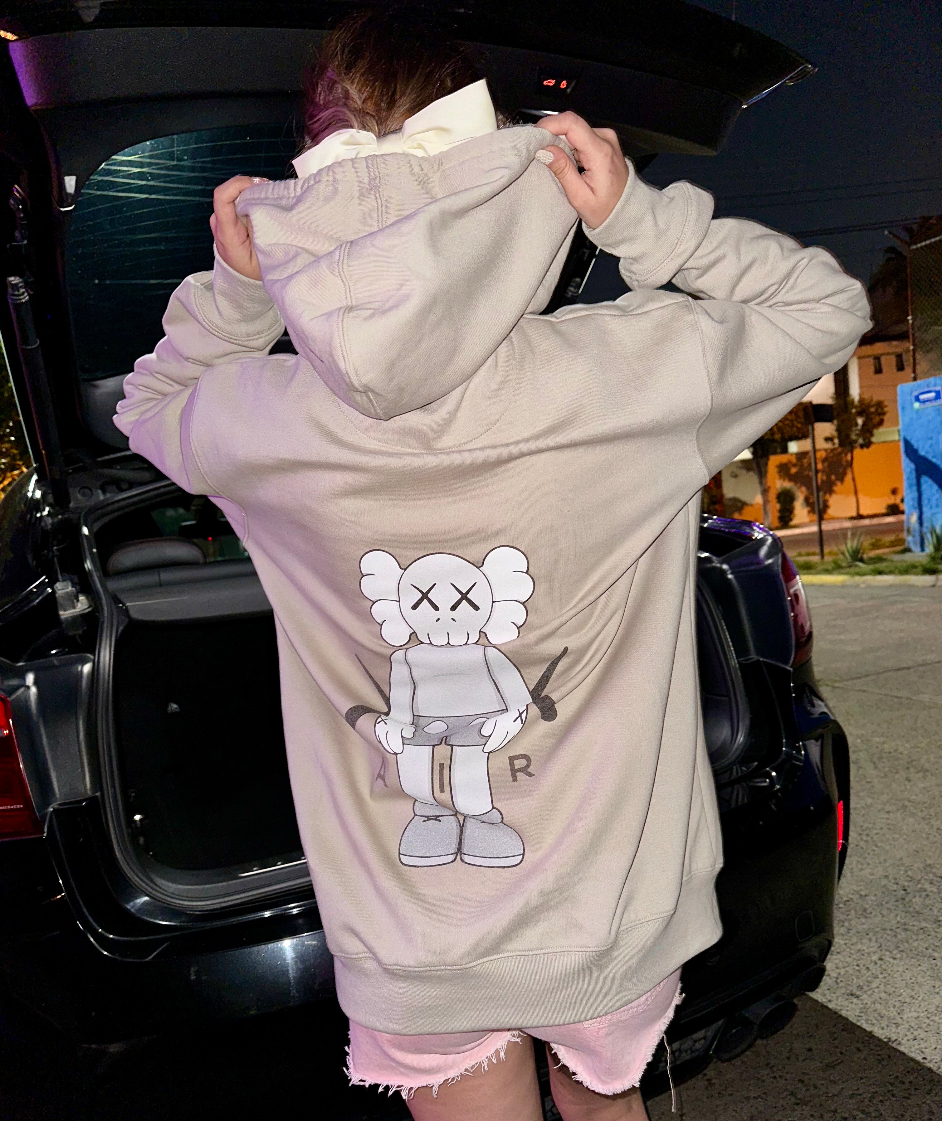 AIR-KAWS | Stone sand