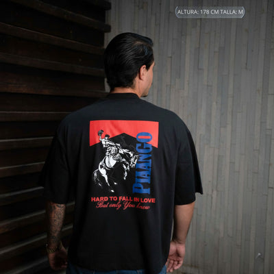 Hard to fall in love | black oversize