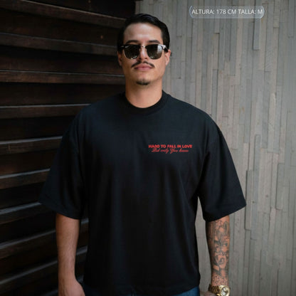 Hard to fall in love | black oversize